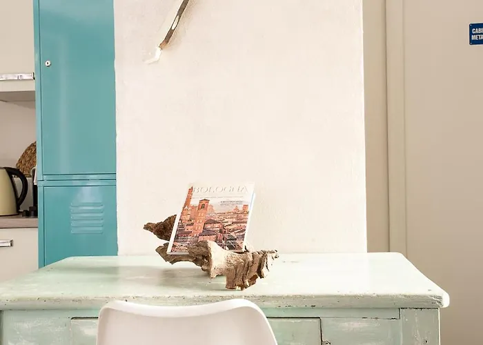 Familybo San Vitale * بولونيا